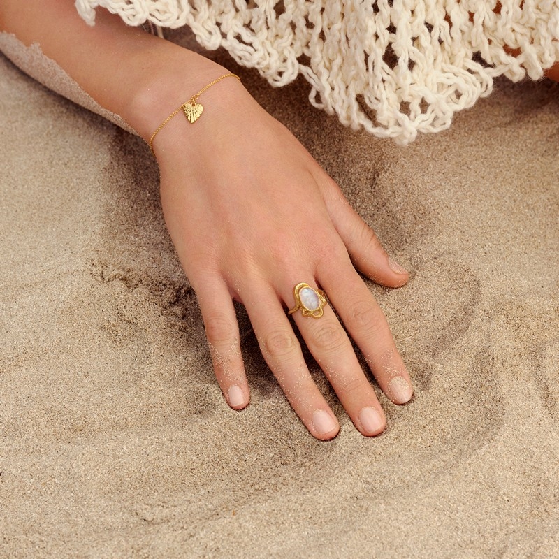 Maanesten Sale Maanesten Sale